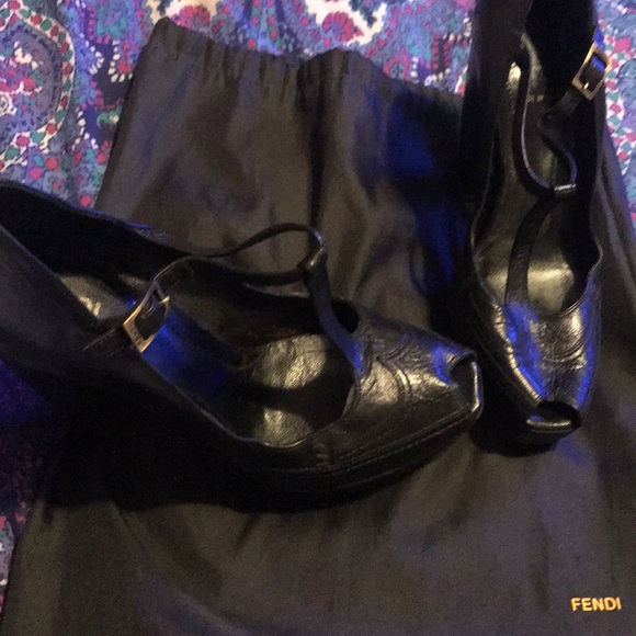 FENDI Shoes - FENDI Pumps! 💥💥💥💥 NWOT